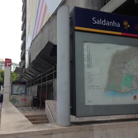 Casa Encantada - Elias Lisbona