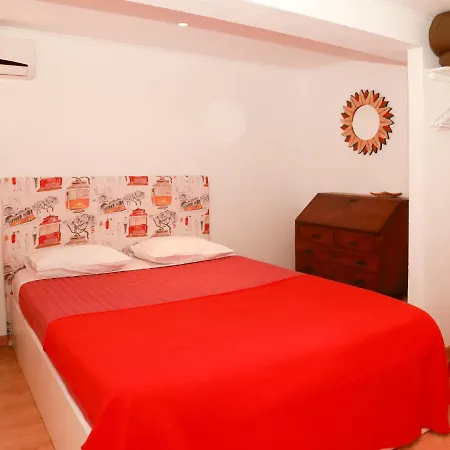 Apartment Mesa E Casa Encantada Lissabon